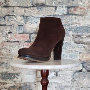 BCBG Leather brown booties heeled very good used condition